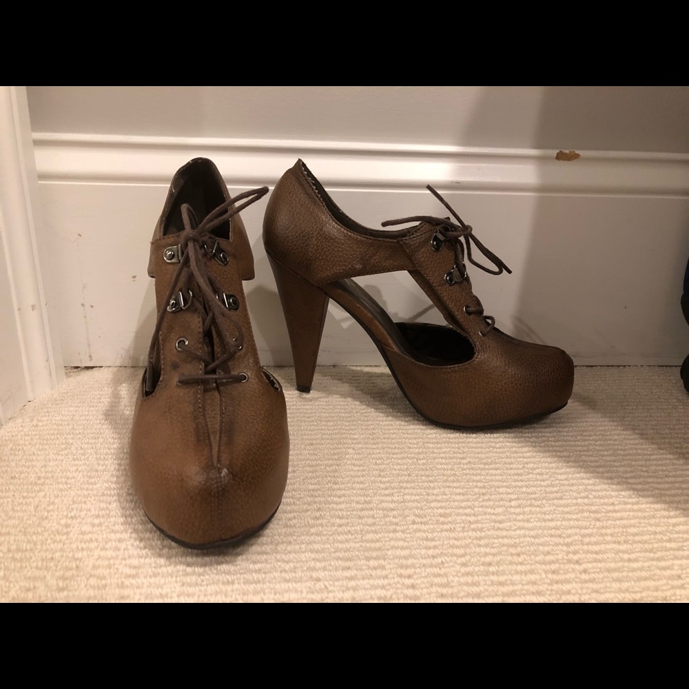 Heels/ booties